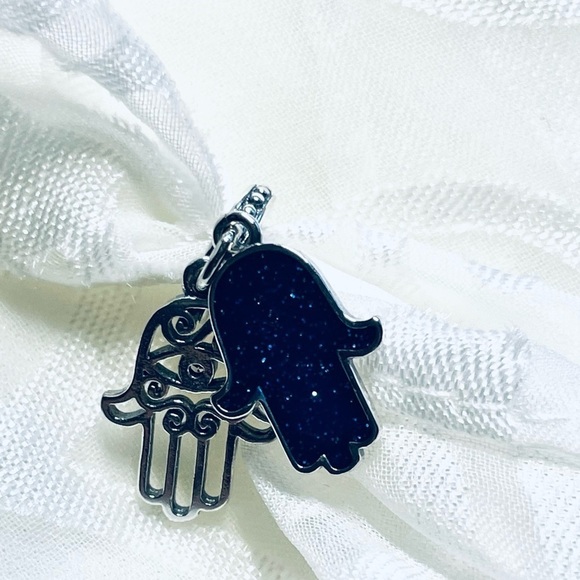 🧿 NWOT Blue Evil Eye Hamsa Hand Charm ✨ - Picture 8 of 12